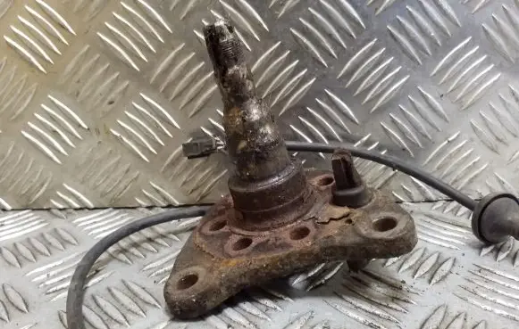 Volkswagen PASSAT B4 Stub axle 