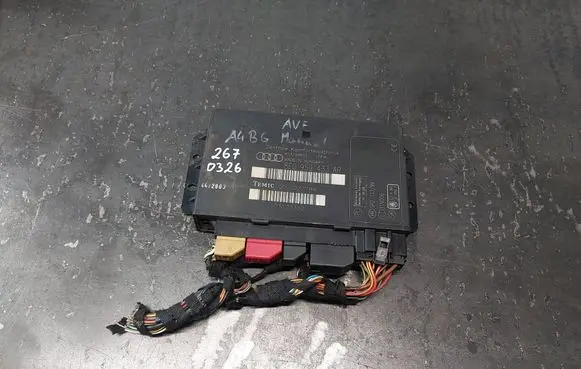 Audi A4 S4 B6 8E 8H Comfort/convenience module 8E0959433AR