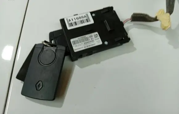 Renault Scenic III - Grand scenic III Ignition key card reader A2C53185186