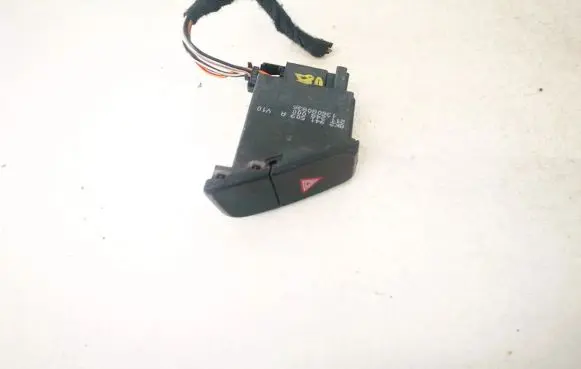 Audi A4 S4 B8 8K Hazard light switch 8k2941509a