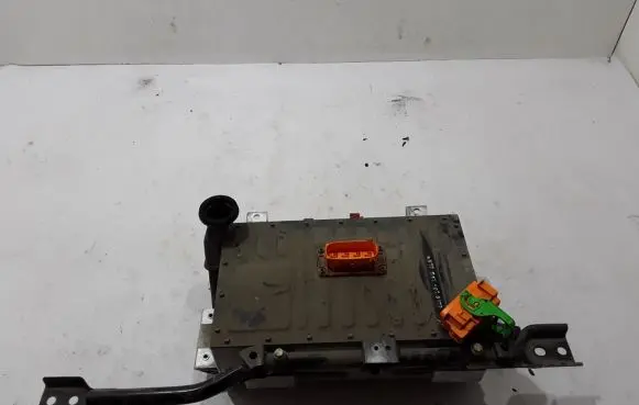 Renault Clio V Hybrid / electric car battery 295109893R