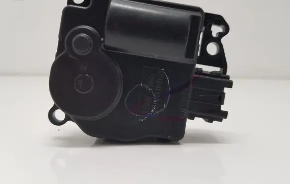 Ford Turneo Courier Air flap motor/actuator AV1119E616AB