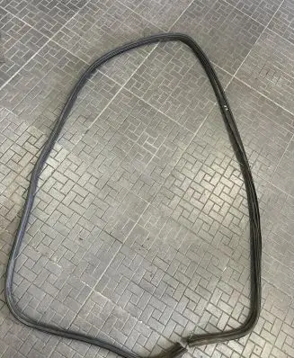 Iveco Daily 4th gen Front door rubber seal