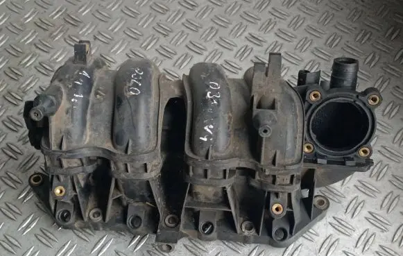 Volkswagen Polo Intake manifold 036129711DP 0015297B