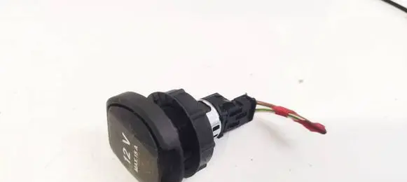 Mercedes-Benz C AMG W204 Cigarette lighter 
