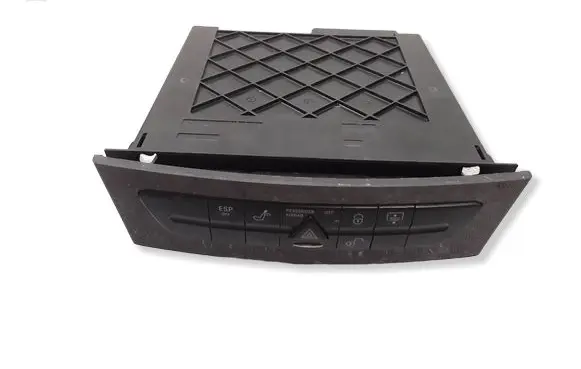 Mercedes-Benz E W211 CD/DVD changer A2116800552