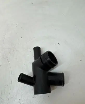 Land Rover Range Rover Evoque L551 Coolant pipe/hose 