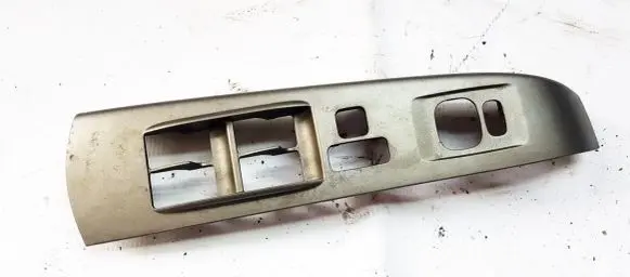 Toyota Prius (XW20) Front door window switch trim 7423147070 74231-47070