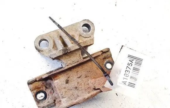 Opel Corsa D Engine mount bracket 168616740