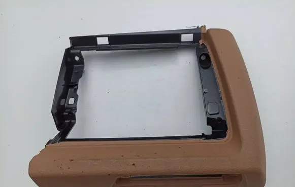 BMW 7 F01 F02 F03 F04 Glove box frame 9143956