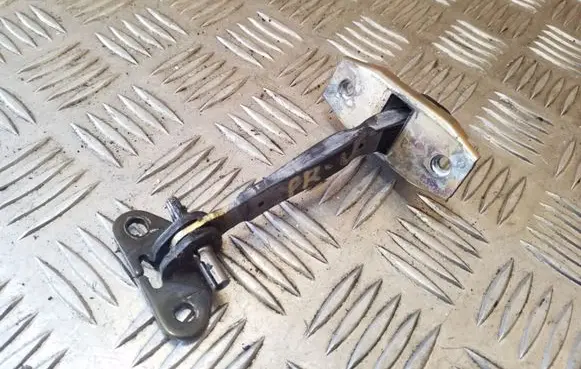 Toyota Previa (XR30, XR40) II Front door check strap stopper