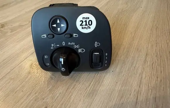 Mercedes-Benz C W203 Light switch A2035450604 2035450604