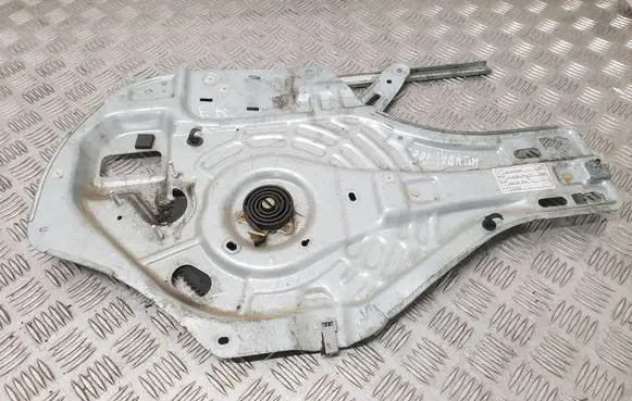 Hyundai Tucson LM Front window lifting mechanism without motor 824802F010