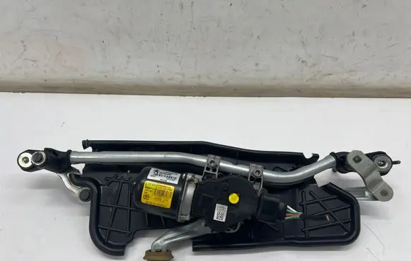 Opel Mokka B Front wiper linkage 9824534680