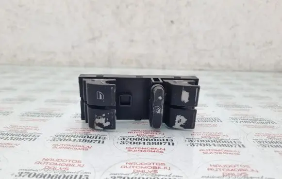 Volkswagen Touareg I Electric window control switch 7L6959857A