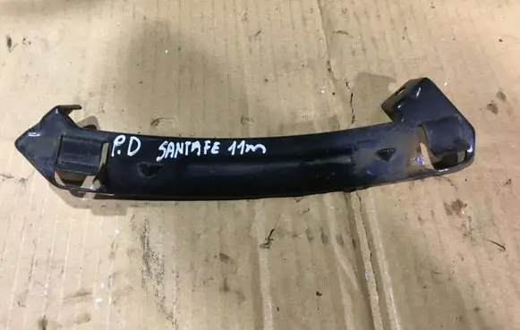 Hyundai Santa Fe Front bumper mounting bracket