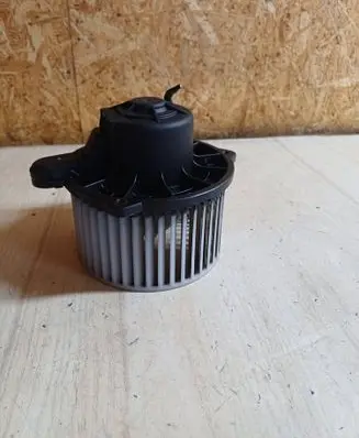 Hyundai Sonata Heater fan/blower F00S330024