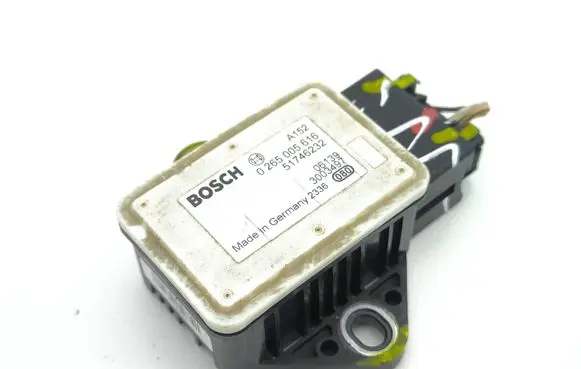 Maserati Quattroporte ESP acceleration yaw rate sensor 0265005616 51746232