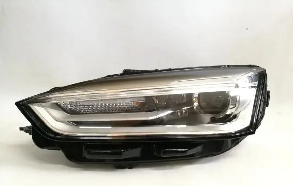 Audi A5 Headlight/headlamp 8W6941005C 030110027103