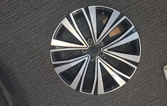 Volkswagen Arteon R18 alloy rim 3G8601025F