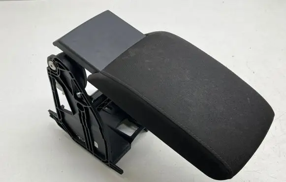 Skoda Octavia Mk3 (5E) Armrest 5E0864207