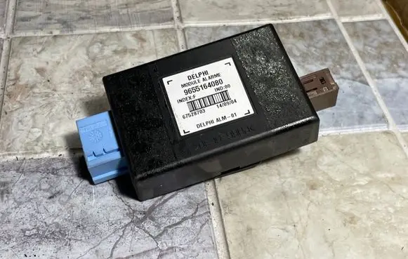 Peugeot 607 Alarm control unit/module 9655164080
