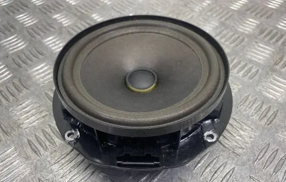 Cupra Born Rear door speaker 11A035710 00153957 040325