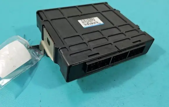 Mitsubishi Pajero Pinin Engine control unit/module ECU MR578779 IMPRK1552148