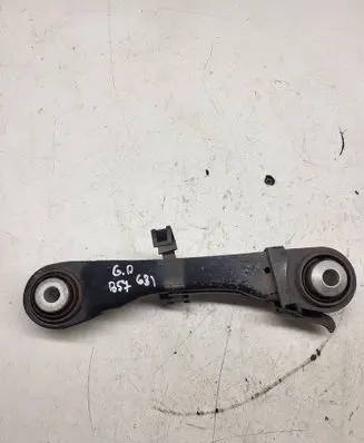 BMW 5 G30 G31 Rear upper control arm/wishbone 6867537