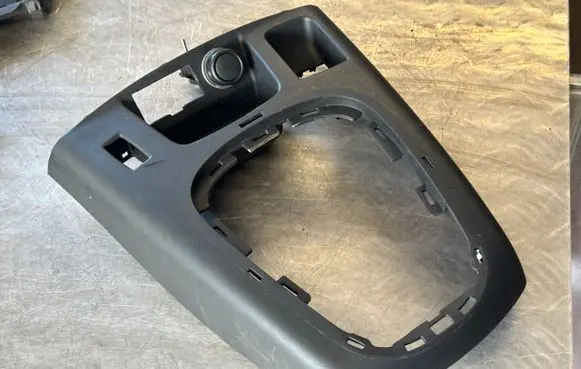 Renault Scenic III - Grand scenic III Gear shifter surround trim plastic 969330001R