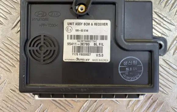 KIA Sorento Central body control module 954113E780 S63070002736C 10R020746