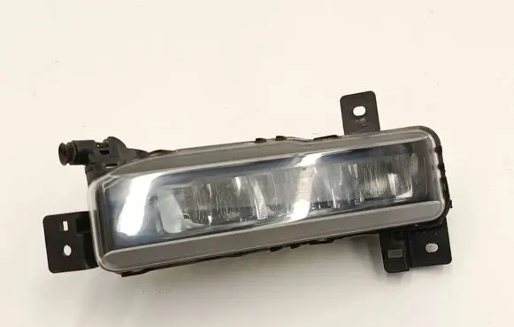 BMW 3 G20 G21 Front fog light 7433788 11321020000