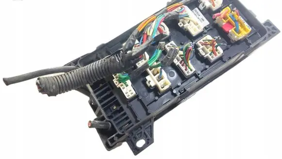 KIA Sorento Fuse box set 91160-3E070