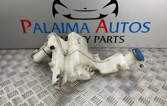 Volkswagen PASSAT B6 Windshield washer fluid reservoir/tank 3C0955453