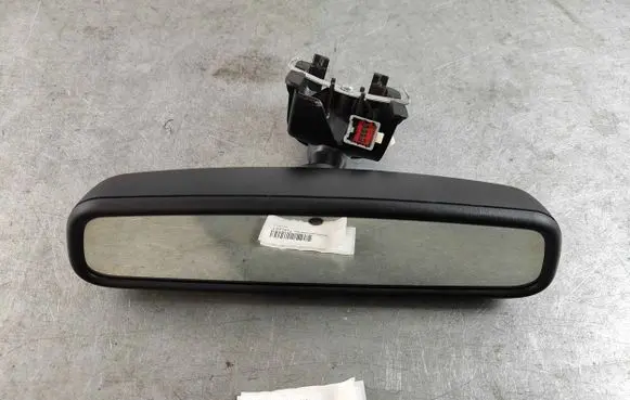 Rear view mirror (interior)