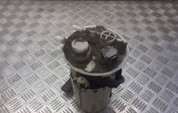 Toyota Avensis T250 Mechanical fuel pump 0580313850