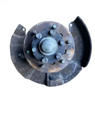 Mitsubishi L200 Front wheel hub spindle knuckle
