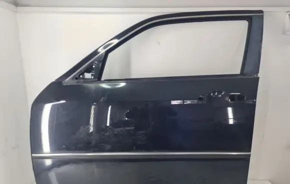 Chrysler 300 - 300C Front door