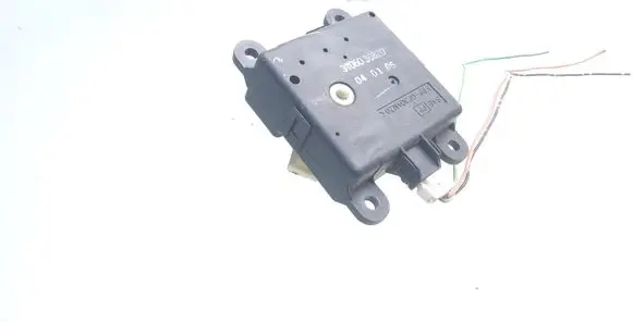 Nissan Primera Air flap motor/actuator 3T05030820