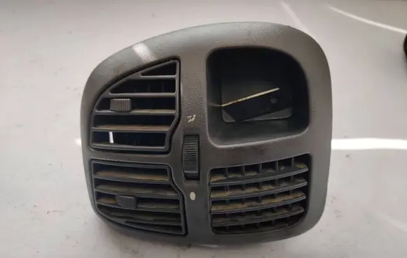 Citroen Jumper Dashboard side air vent grill/cover trim 422502