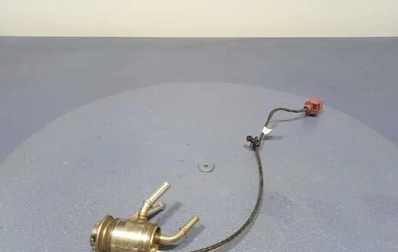 Fuel injector