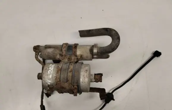 Mercedes-Benz C W202 Fuel injection high pressure pump 0004704994 A0004704994