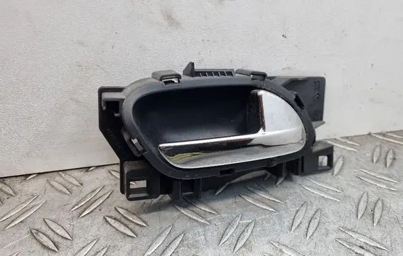 Peugeot 5008 Front door interior handle 9683446577 9683446077