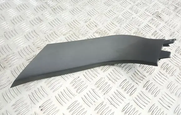 Toyota Avensis T270 Other trunk/boot trim element 6793705030