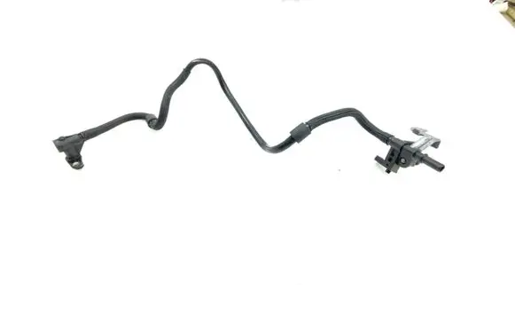 Audi A3 S3 8V Vacuum line/pipe/hose 04L129456E