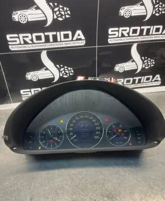 Mercedes-Benz CLK A209 C209 Speedometer (instrument cluster) A2095403511