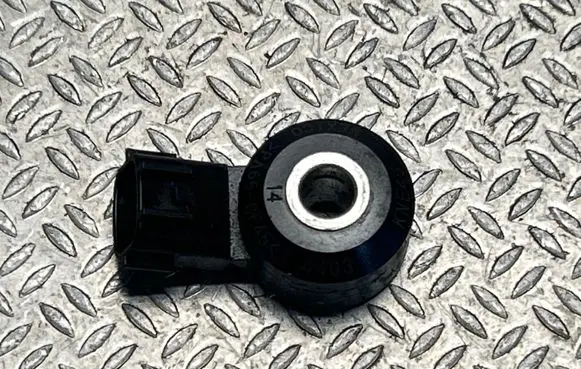 Subaru Forester SL Detonation knock sensor KNE45 4403
