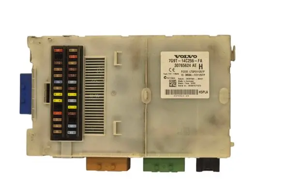Volvo V70 Comfort/convenience module 30765624AE