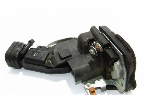 Suzuki Grand Vitara I Rear door lock