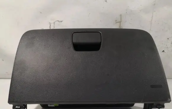 Opel Mokka X Glove box AXB88015